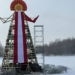 На Зелёном острове начали «одевать» 16-метровое чучело Масленицы Фото: пресс-служба городской зоны отдыха «Зеленый остров»
