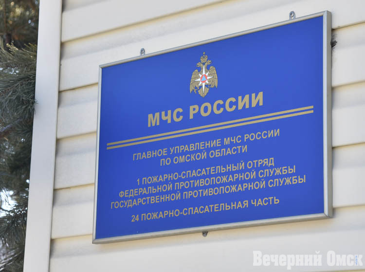 «Гвоздь пробил шлем и вошел внутрь»: омский пожарный рассказал о реальной работе
