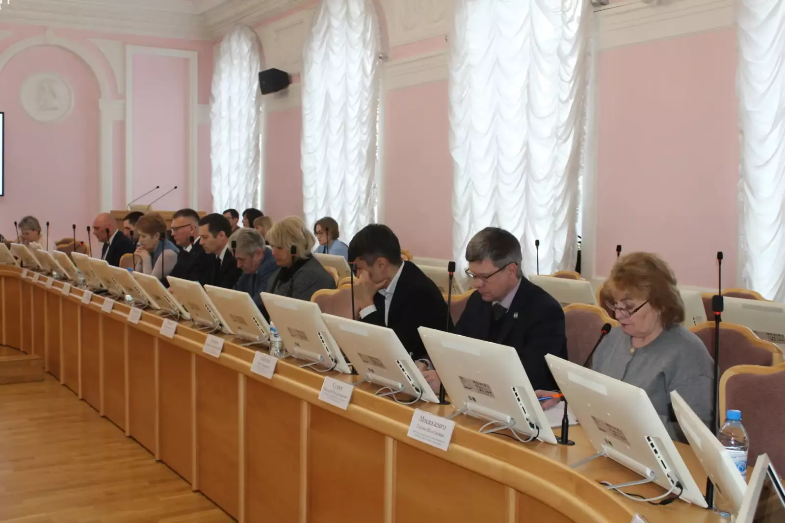 Депутаты Горсовета одобрили установку в Омске памятника Владимиру Высоцкому Омский горсовет