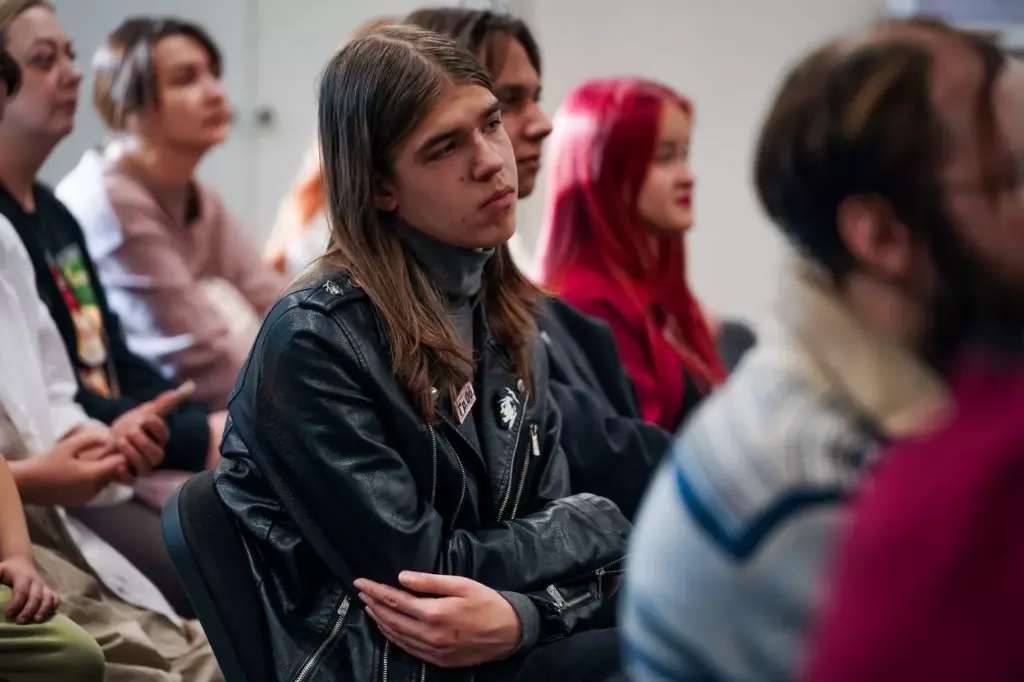 В Омске на одной сцене объединились рок-музыканты и исполнители авторской песни