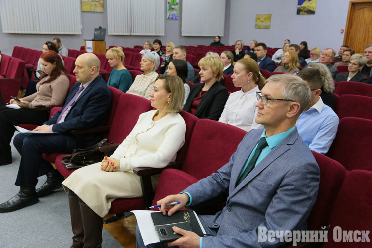 Мясо, а не яйца: зачем крупнейшая омская птицефабрика тратит миллиарды на перезапуск
