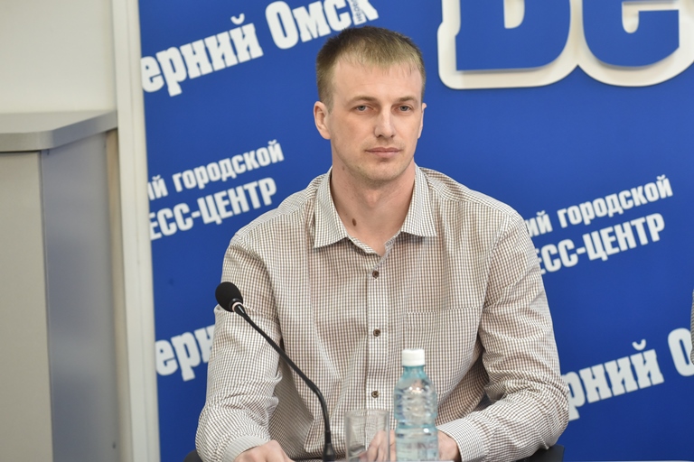 Омичам напомнили, где нельзя оставлять собранный на субботнике мусор