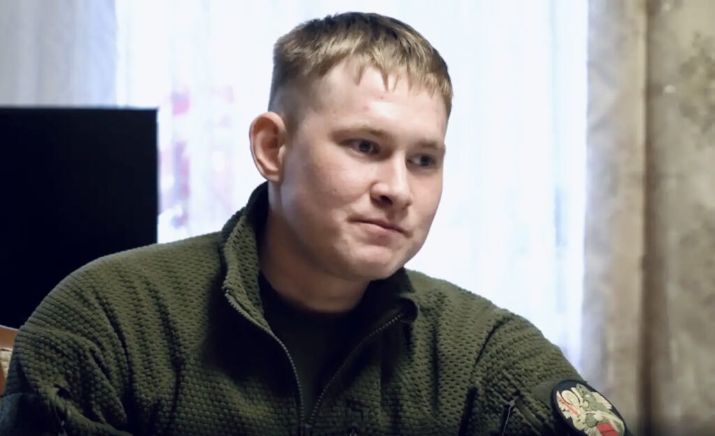 Оксана Фадина встретилась с участником спецоперации из Крутинского района, спасенным из украинского плена