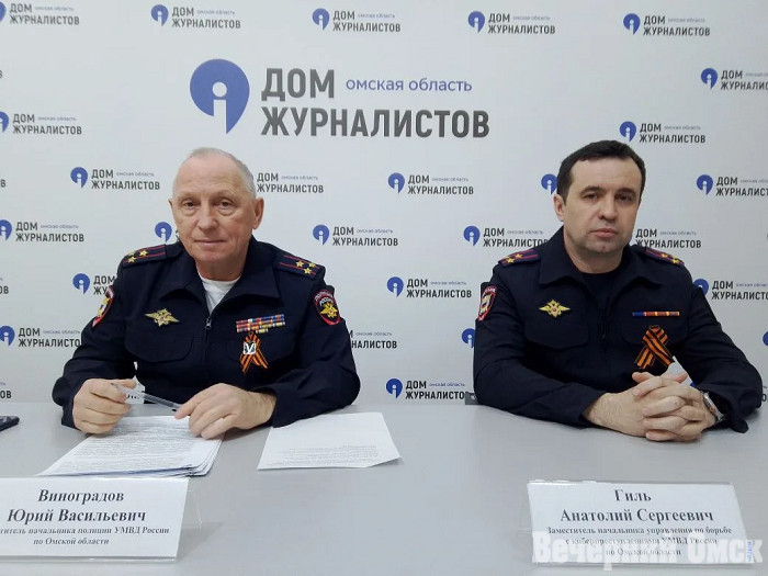 Омская школьница перевела мошенникам 85 тысяч Фото: Вадим Дитковский