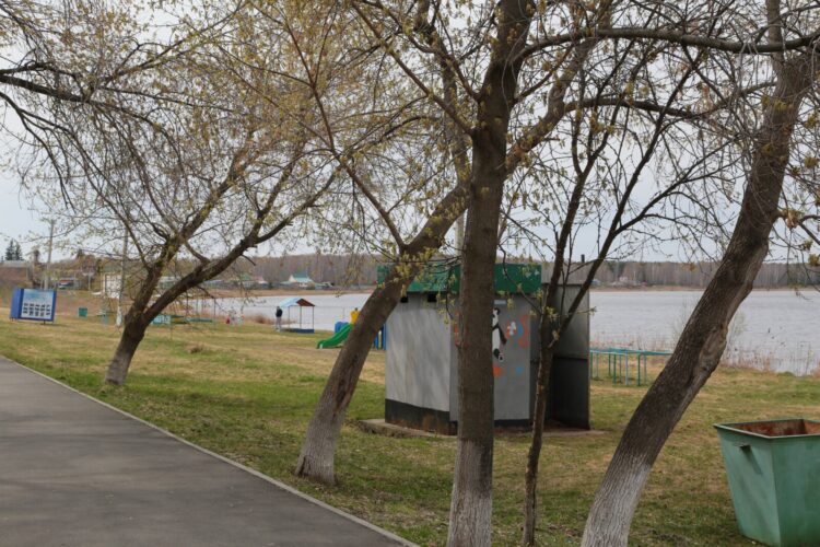 Огурчик с мёдом, три места силы и восхищение Чехова: едем из Омска в Тюкалинск