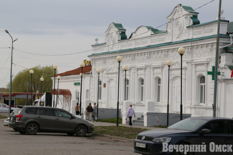 Огурчик с мёдом, три места силы и восхищение Чехова: едем из Омска в Тюкалинск