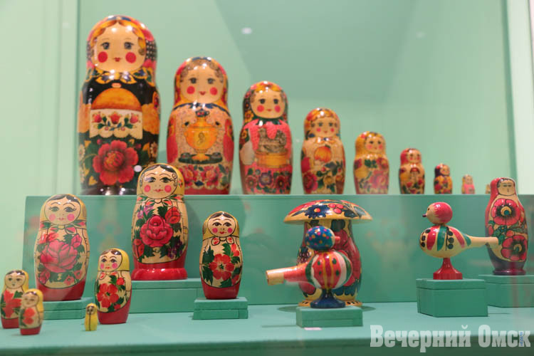 Плешковская, чернышенская, романовская: какие забытые игрушки показывают в омском музее