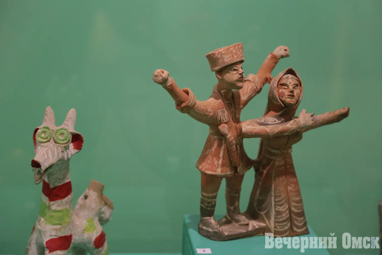 Плешковская, чернышенская, романовская: какие забытые игрушки показывают в омском музее