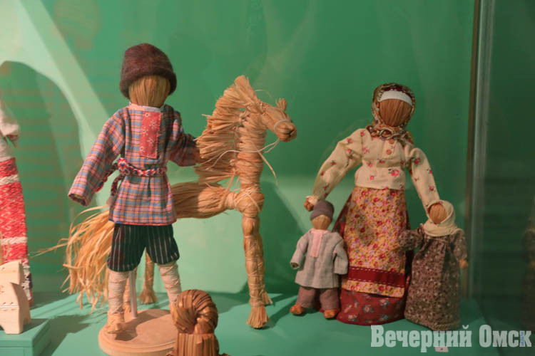 Плешковская, чернышенская, романовская: какие забытые игрушки показывают в омском музее