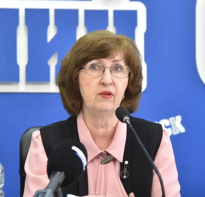«Наковальня» в небе: омский метеоролог рассказала, как распознать грозу за час до ливня