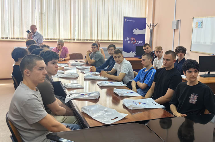 Кадры готовы: в Омске завершилось обучение второго потока специалистов по обслуживанию клиентов «Ростелекома»