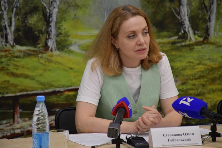 Сразу два ЕГЭ на 100 баллов в Омской области сдали шесть выпускников