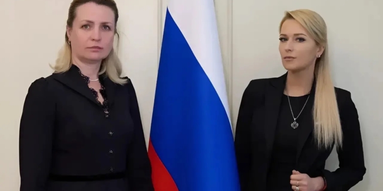 Оксана Фадина и новый омбудсмен договорились о совместной работе по возвращению омских военнопленных Фото: аппарат Уполномоченного по правам человека в Российской Федерации