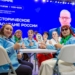 Омские наставники вошли в число 15 тысяч участников всероссийского конкурса Фото: Общество «Знание»