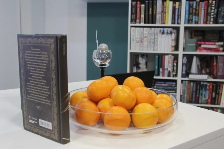 Какие книги почитать летним вечером?