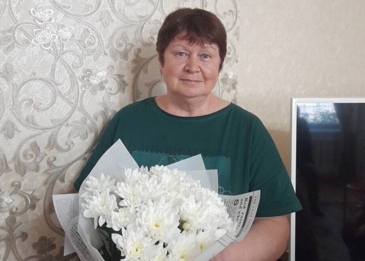 Проза Ремарка на полотне и сумка за полчаса: омская студентка рассказала, как хобби помогают «собрать» эмоции