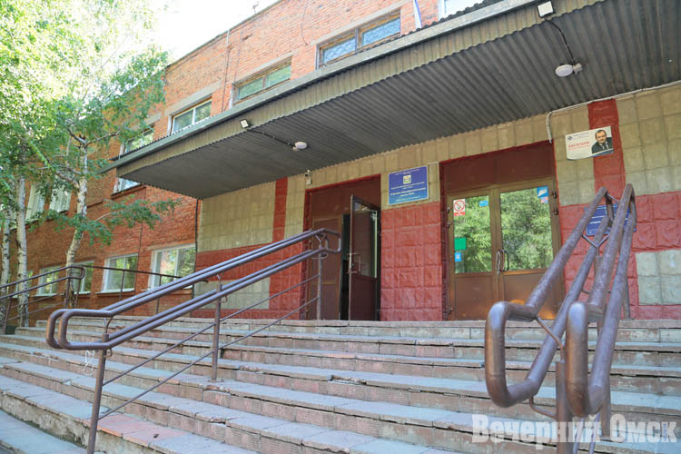 Работа кипит: к новому учебному году учреждения образования Омска преображаются