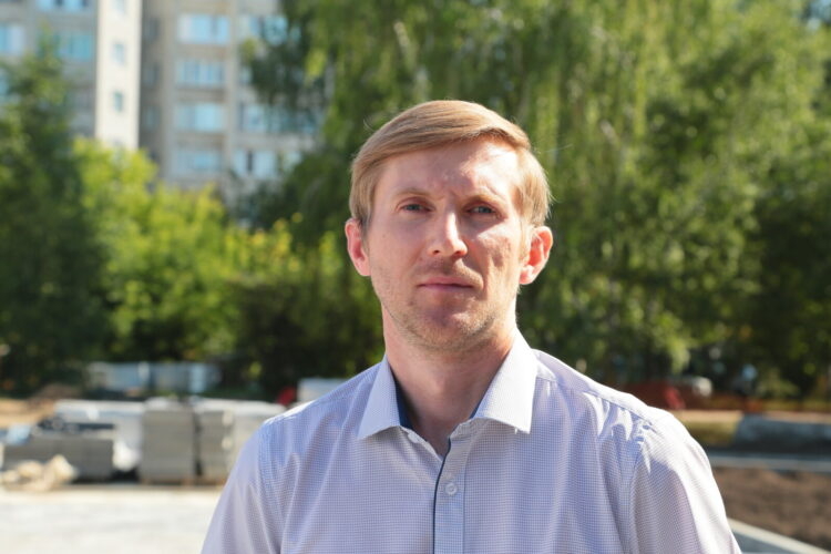 Близится к завершению обновление площади у омского КДЦ «Иртыш»