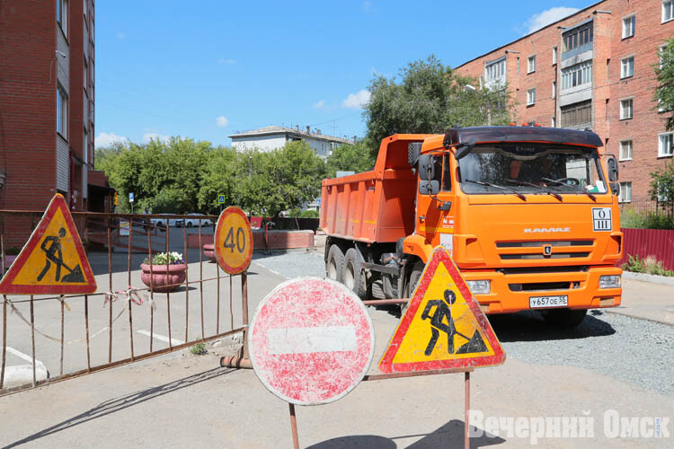 В Омске продолжается масштабное восстановление территорий, где ремонтировали тепловые сети