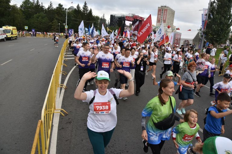В Омске стартовал Сибирский международный марафон Фото: Сергей Сапоцкий