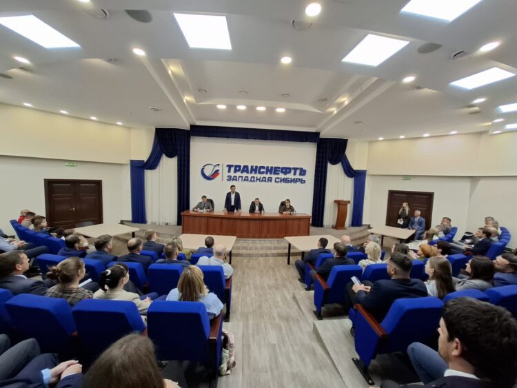 Игорь Антропенко обсудил благоустройство Омска