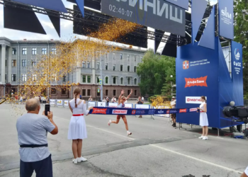 Омичка Марина Ковалёва стала чемпионкой Сибирского международного марафона Фото: Вадим Дитковский