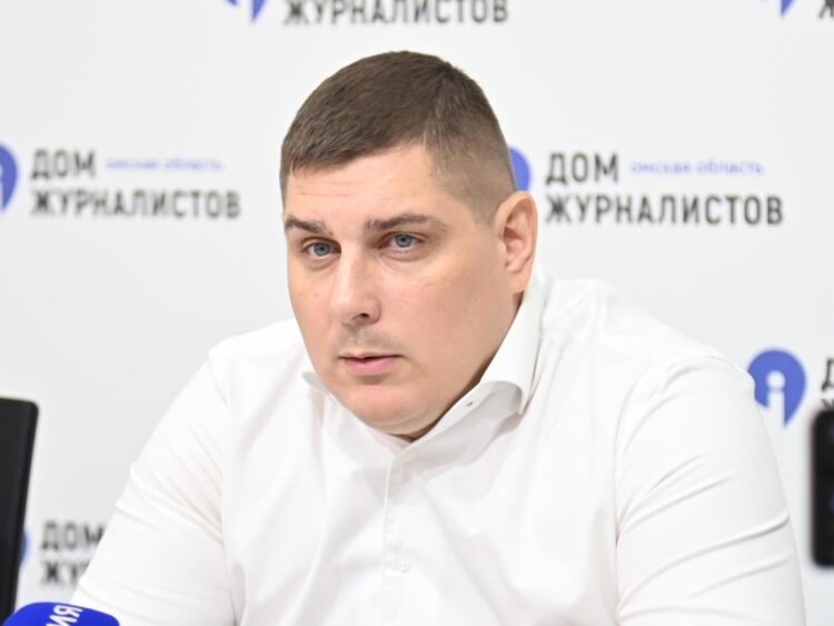 «Однажды жизнь поставила меня перед выбором»: призер чемпионата мира приехал в Омск, чтобы поделиться опытом 