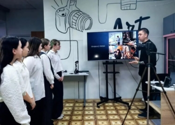 Омичи из «Движения Первых» реализуют социально значимые инициативы в школах Фото: «Движение Первых»