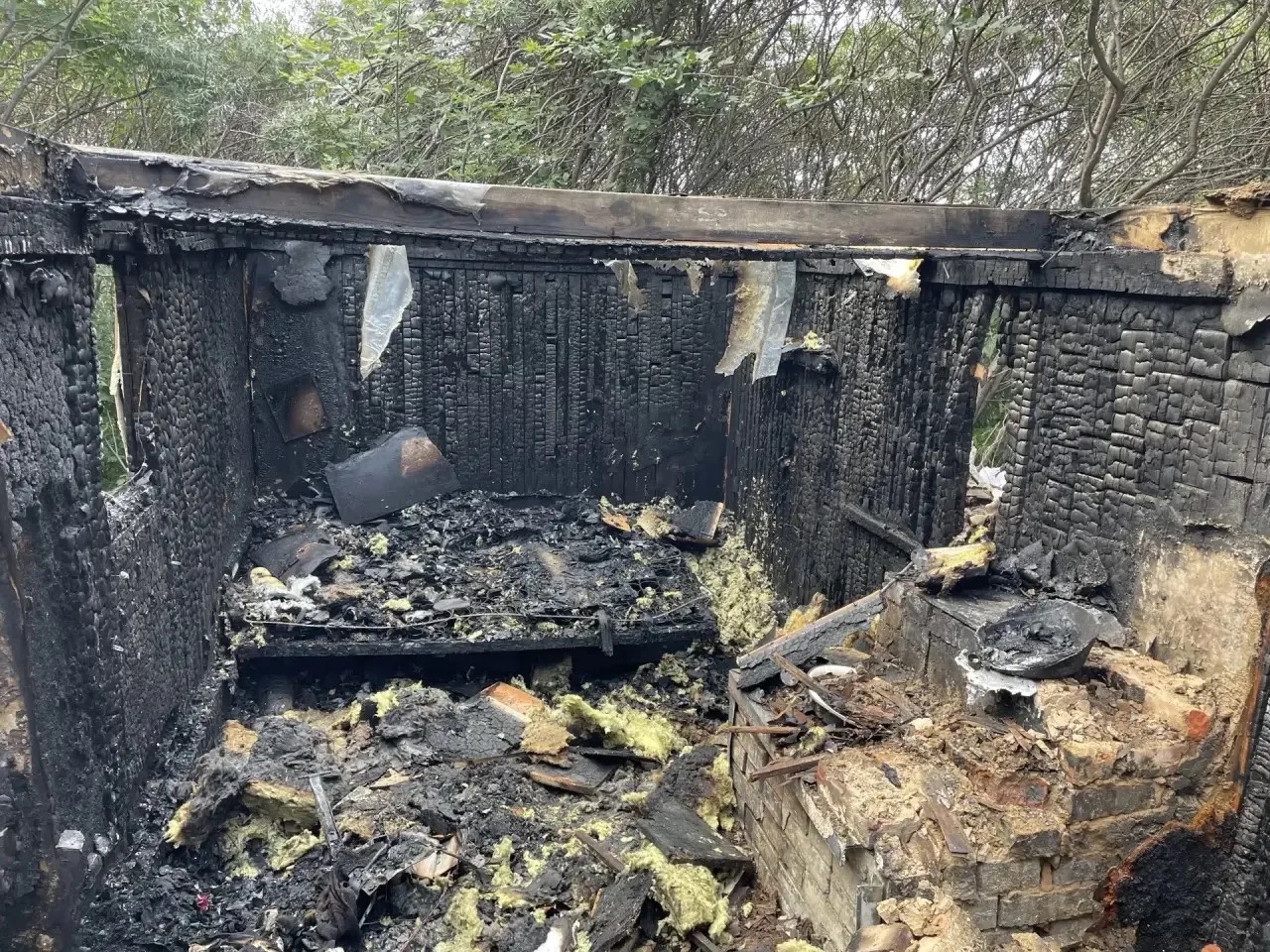 Омич убил знакомого и сжёг дом, чтобы скрыть улики Фото: прокуратура Омской области