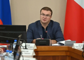 Виталий Хоценко поручил ускорить ремонт дорог Фото предоставлено правительством Омской области