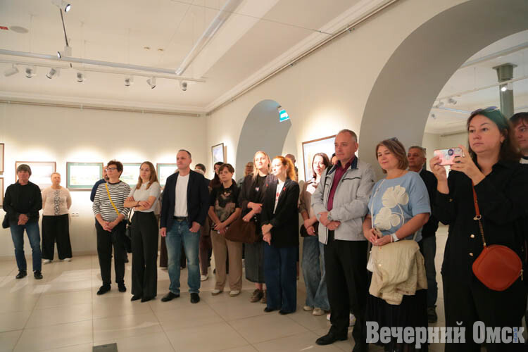 Омичам показали акварельную поэзию алтайской природы