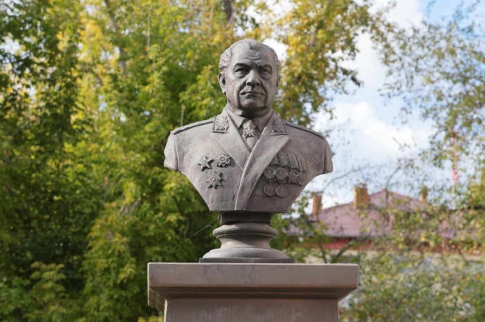 В Казачьем кадетском корпусе имени Язова открыли стендовую экспозицию