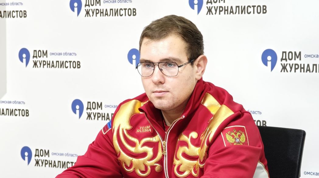 Главный соперник - ты сам: Омич Илья Кукшин стал двукратным победителем первенства мира по гиревому спорту Фото: Александр Труш