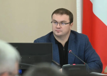Виталий Хоценко поручил взять на особый контроль подачу тепла в дома и на социальные объекты Фото предоставлено правительством Омской области