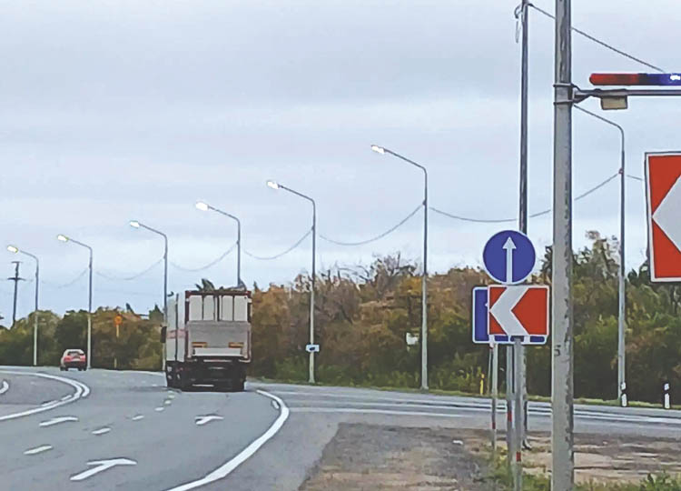 Свет на сотнях километров: с Днём работников дорожного хозяйства!
