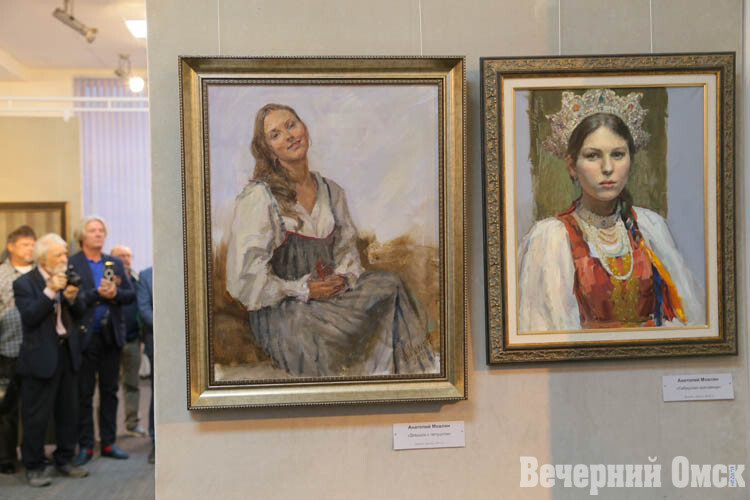Омский художник Анатолий Мовлян поделился, как через портрет рассказывает о человеке все