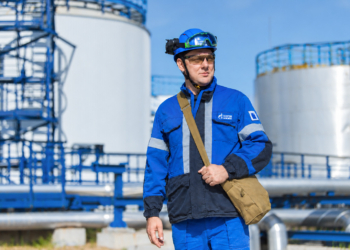 В Омске выбрали лучших специалистов нефтепереработки на кампусе «Газпромнефть-СМ» Фото: Дмитрий Верхоробин