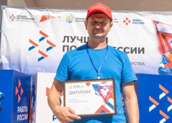 Механизатор из Омска показал достойный результат на Всероссийском конкурсе "Лучший по профессии" Фото: Кадровый центр Омской области